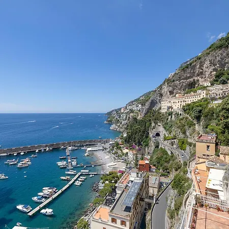 Sapphire House Sea View Accessible By 270 Steps Appartement *