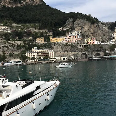 Sapphire House Sea View Accessible By 270 Steps * Amalfi